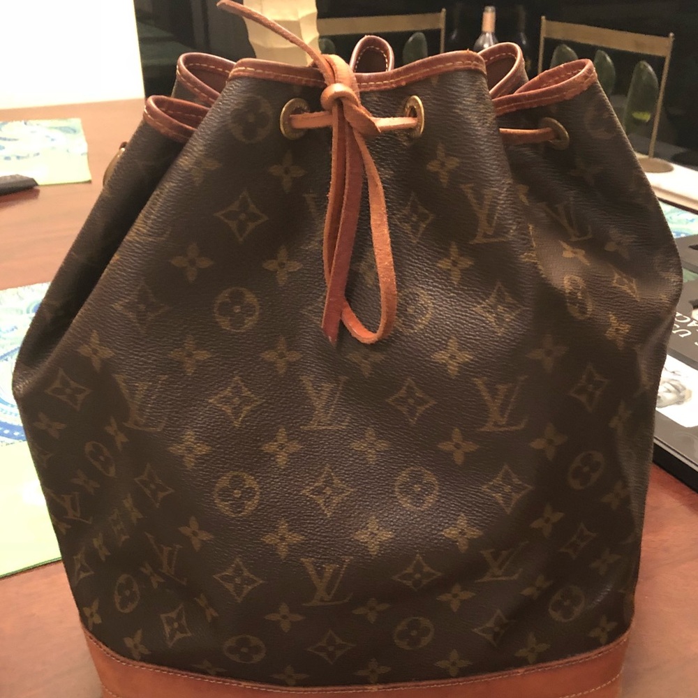 Authentic Louis Vuitton bag.